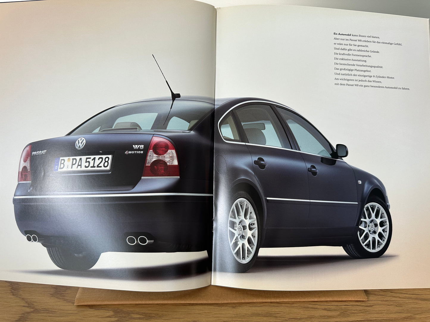 Volkswagen Passat W8 2001 DE