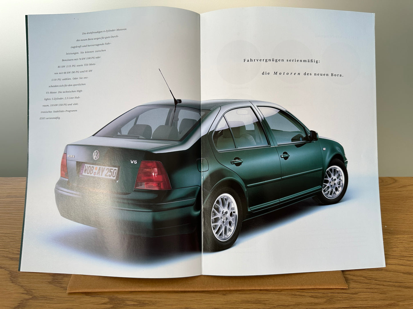 Volkswagen Bora 1998 DE (kat+data+ceník - 3pcs)
